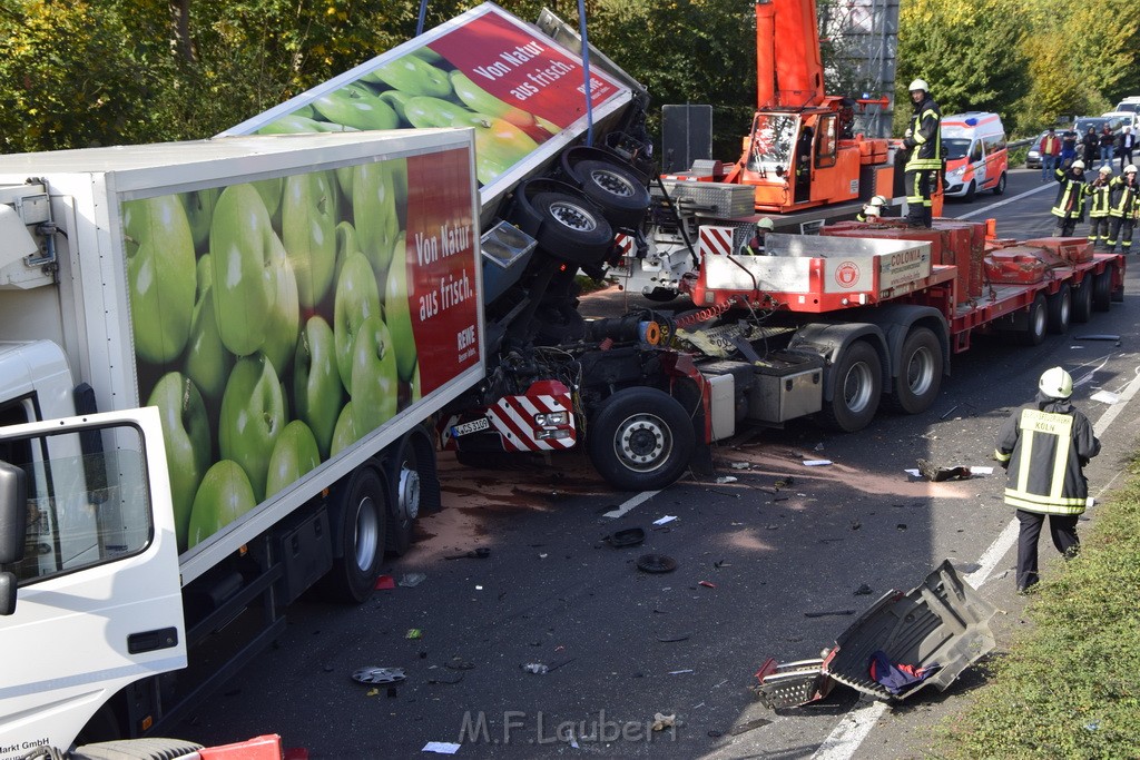 Schwerer VU PKlemm A 57 Rich Innenstadt Hoehe Koeln Chorweiler P052.JPG - Miklos Laubert